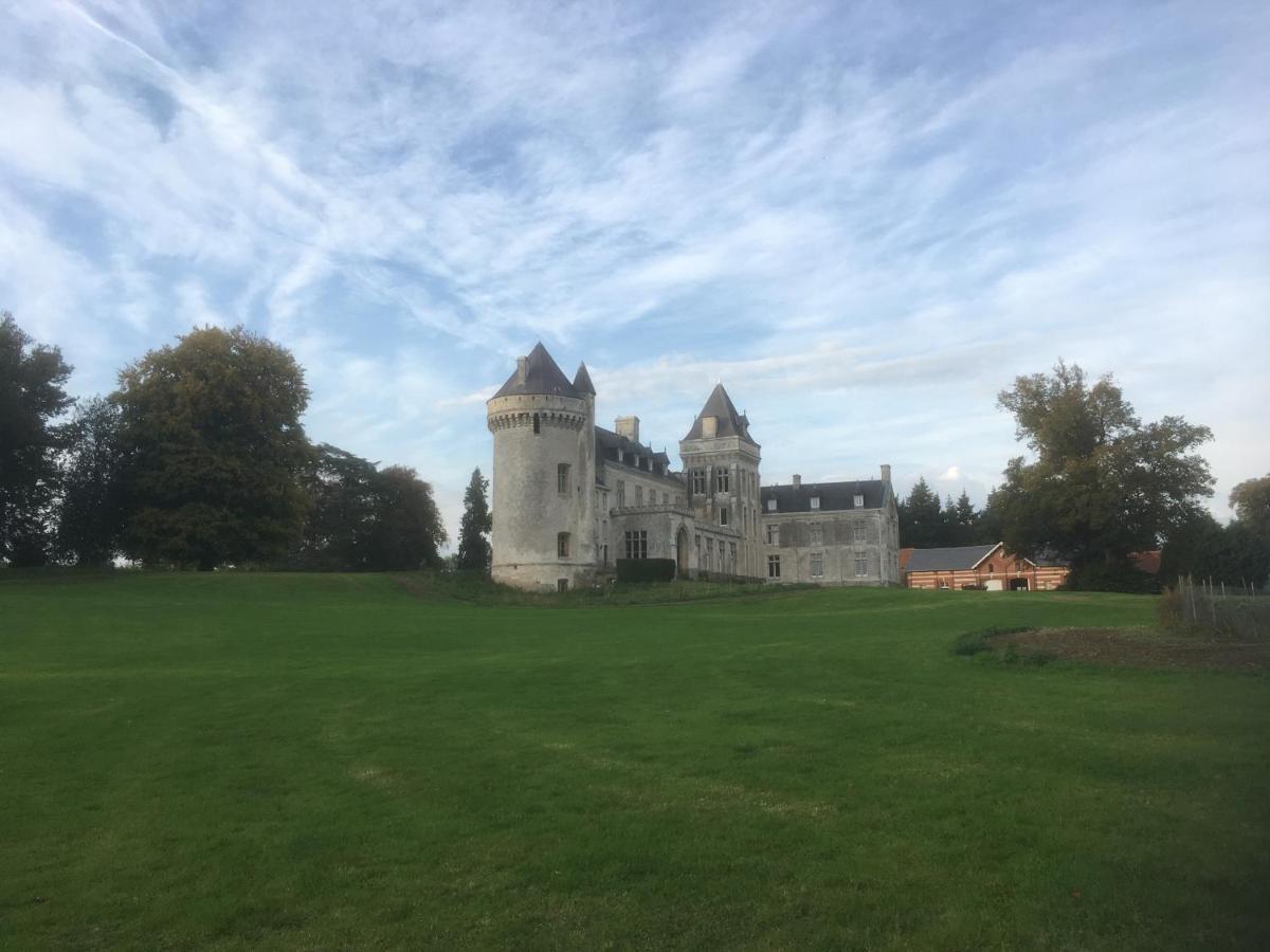 Château de Villers-Châtel Extérieur photo